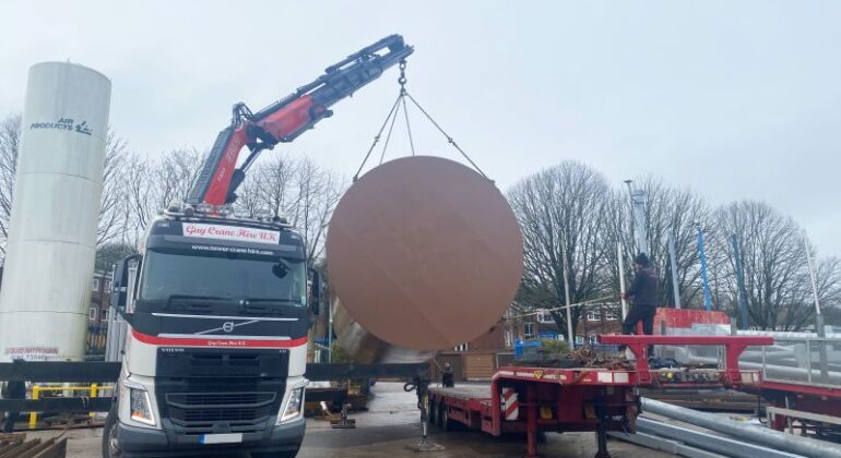 cylindrical steel tanks